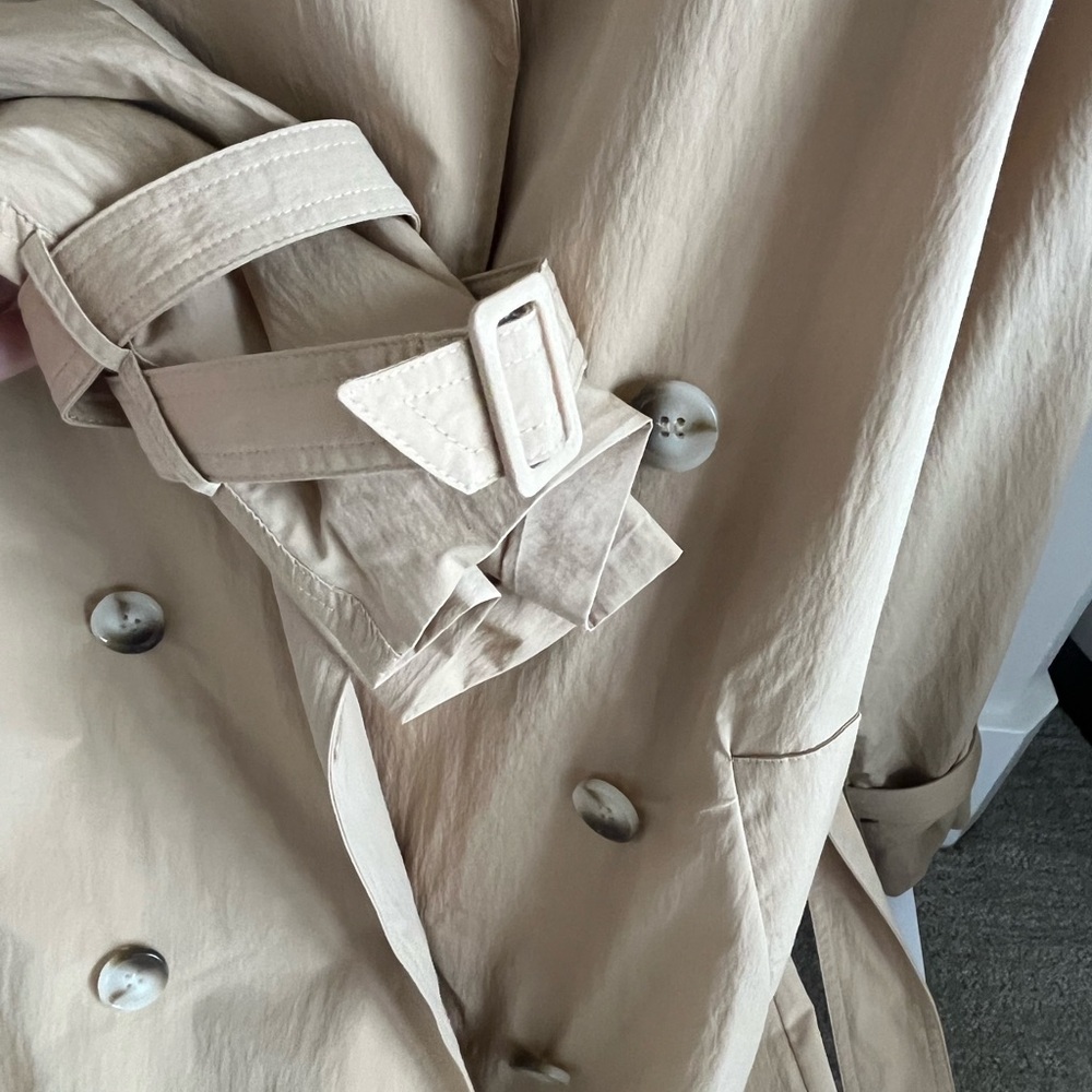 NWT Bernardo Tan Trench Coat xs crsip khaki color - Picture 6 of 10
